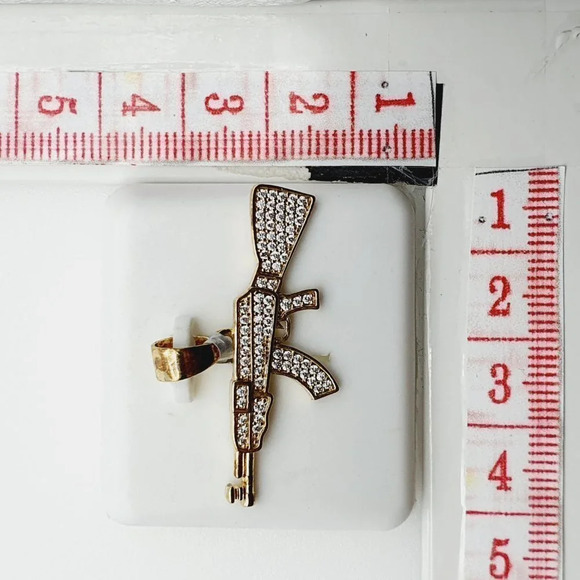 "14K Gold Plated Cubic Zircon Pendant, INUS1BR076 - Picture 5 of 10